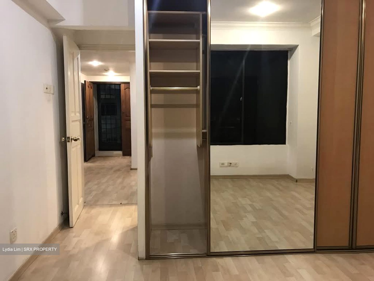 International Plaza (D2), Apartment #529220061